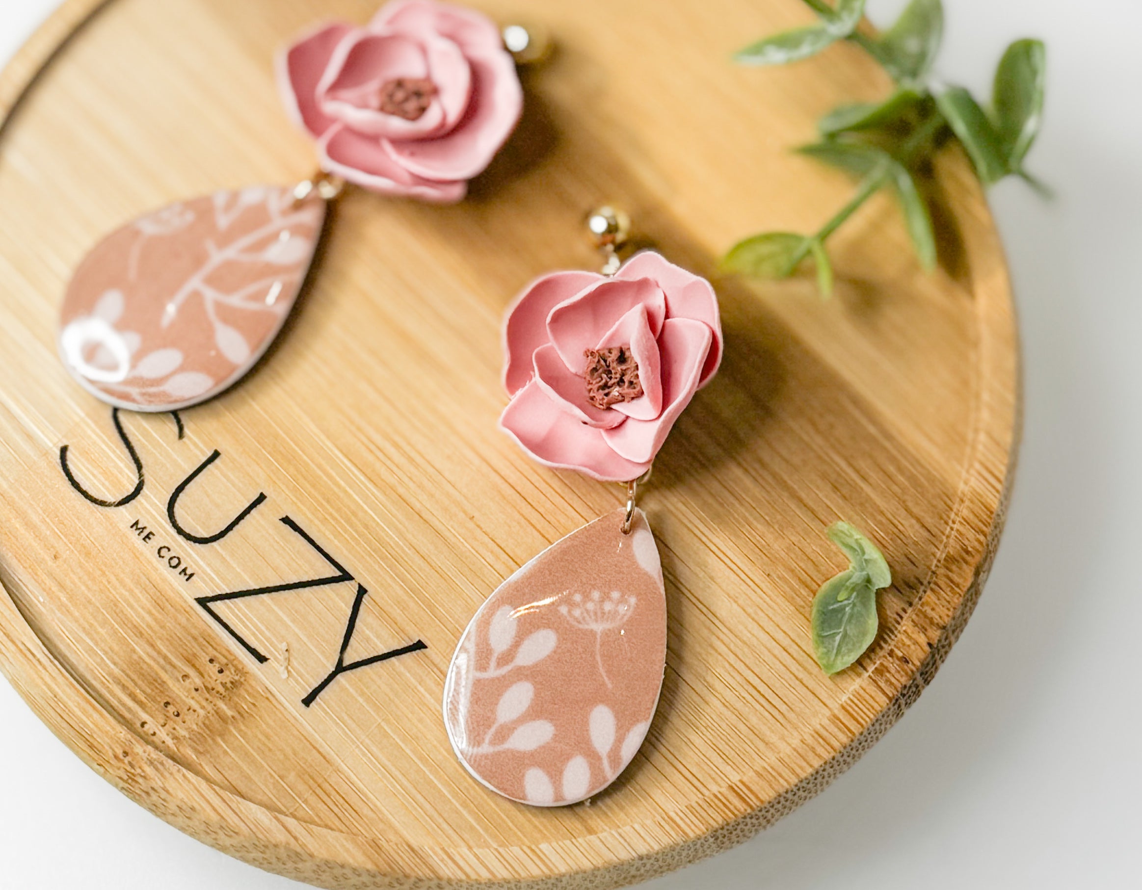 F13 Golden Hour Floral Clay Earrings – Lightweight Warm Tone Statement Jewelry