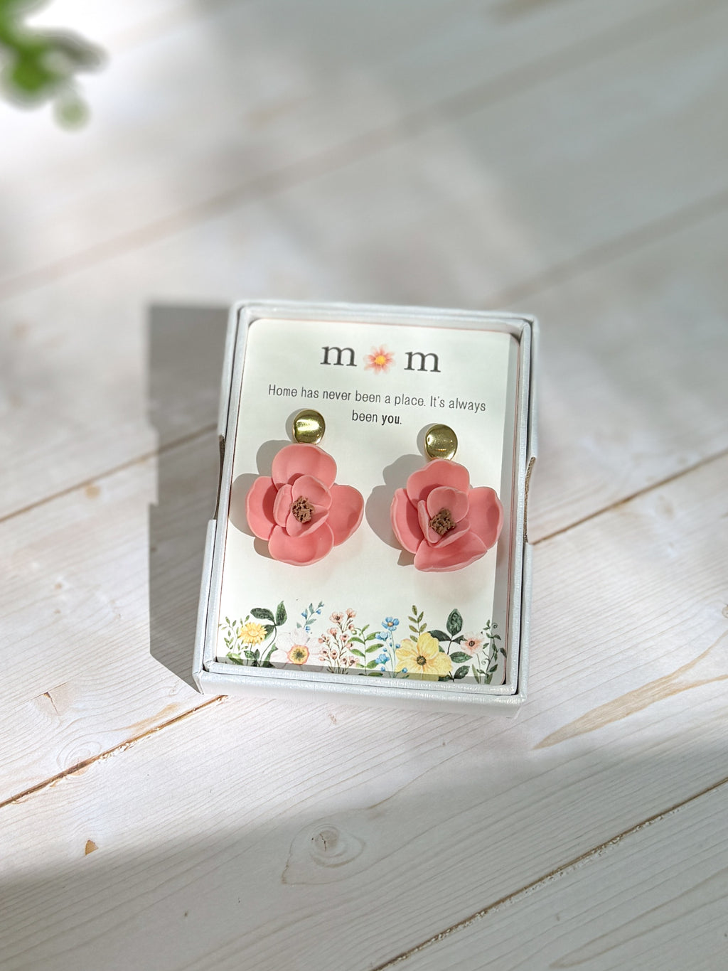 GB2 Floral Gift for Mom, Meaningful and Sentimental Keepsake Gifts, Mother's Day, Lightweight Hypoallergenic Earrings