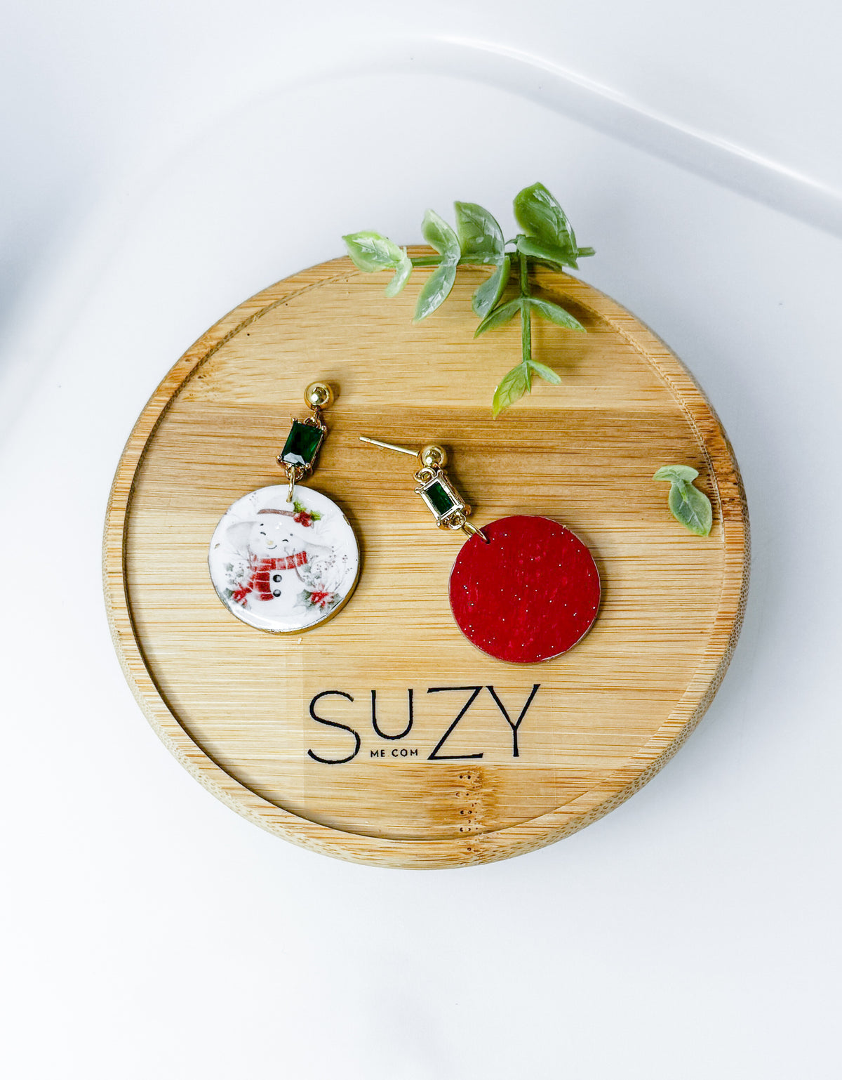 Christmas Snowman Drop Earrings with Emerald Red/Green Crystal Accents – Festive Winter Holiday Jewelry