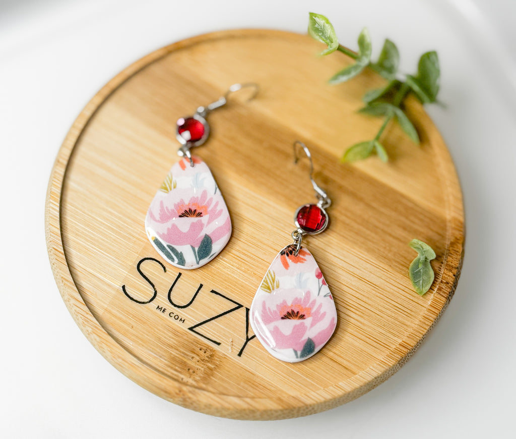 PLF8 Pink Coral Geo Bloom Dangle Earrings – Lightweight Polymer Clay Statement Jewelry, Glass Crystal