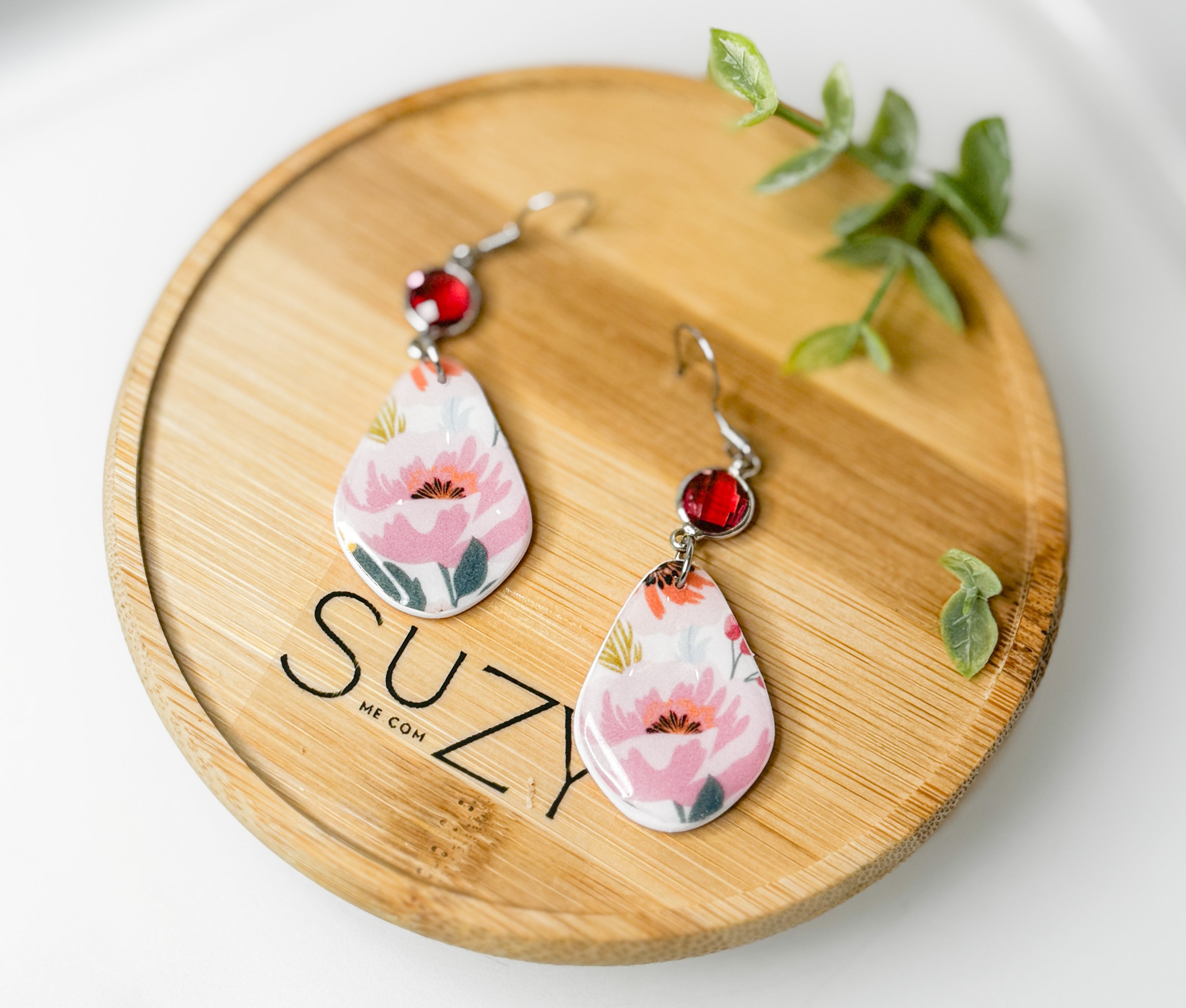 PLF8 Pink Coral Geo Bloom Dangle Earrings – Lightweight Polymer Clay Statement Jewelry, Glass Crystal