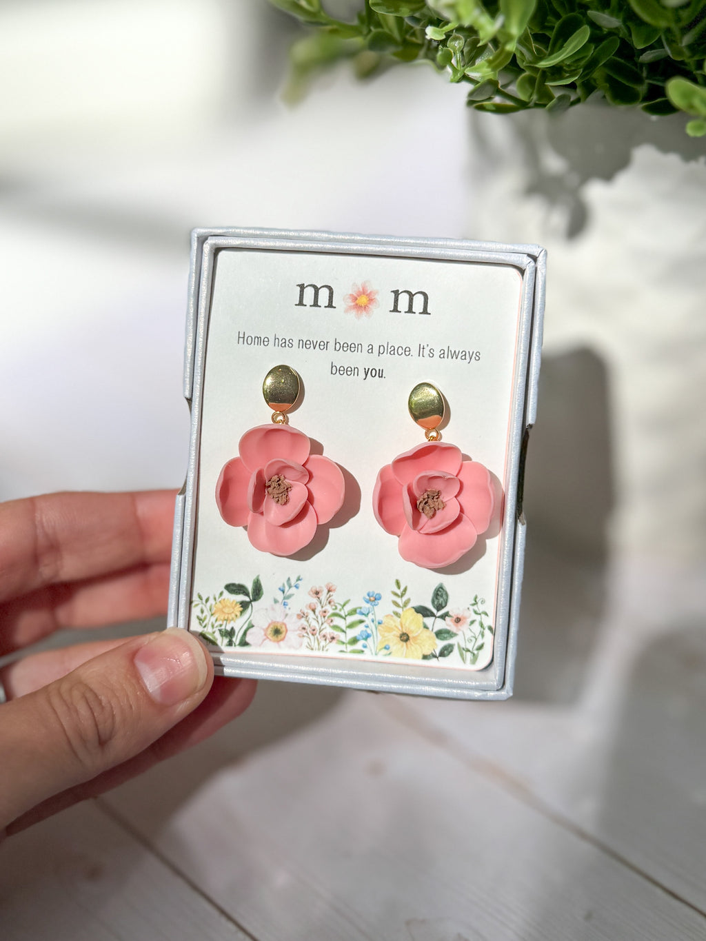 GB2 Floral Gift for Mom, Meaningful and Sentimental Keepsake Gifts, Mother's Day, Lightweight Hypoallergenic Earrings