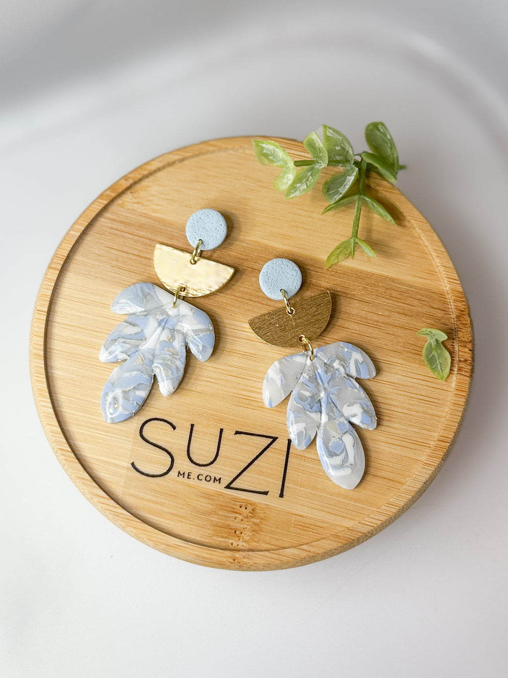 J3 Dove Blue Floral Clay Earrings – Lightweight Bridal & Spring Statement Earrings