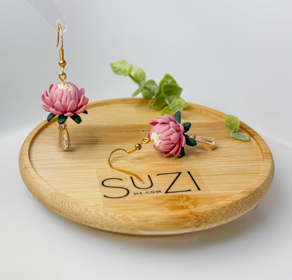 P1 Protea Flower Jewelry, Elegant South African Inspired Artisan Handmade Earrings, Unique Gifts for Her, Natural soft tones, Glass Crystal, Gold
