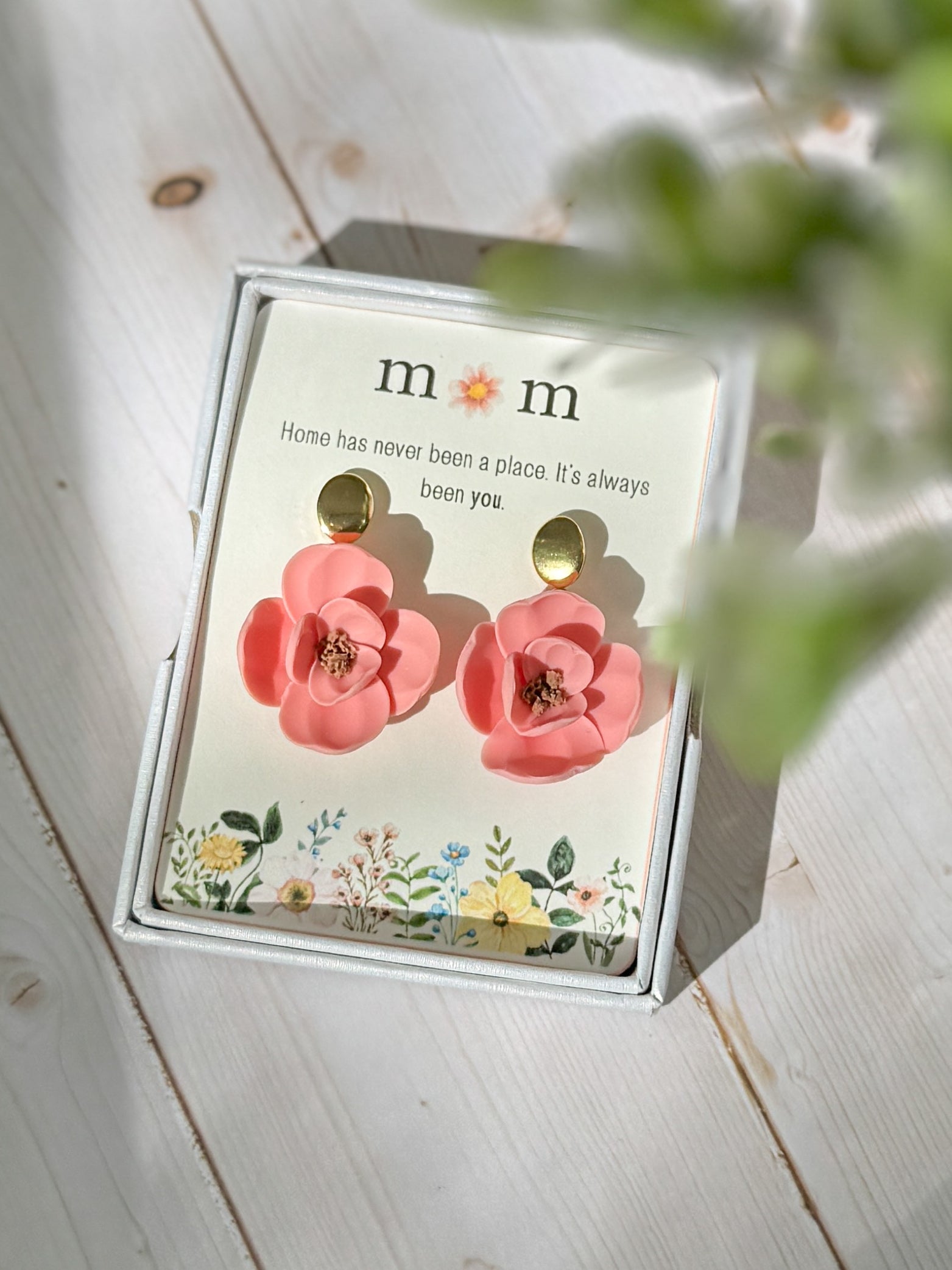 GB2 Floral Gift for Mom, Meaningful and Sentimental Keepsake Gifts, Mother's Day, Lightweight Hypoallergenic Earrings