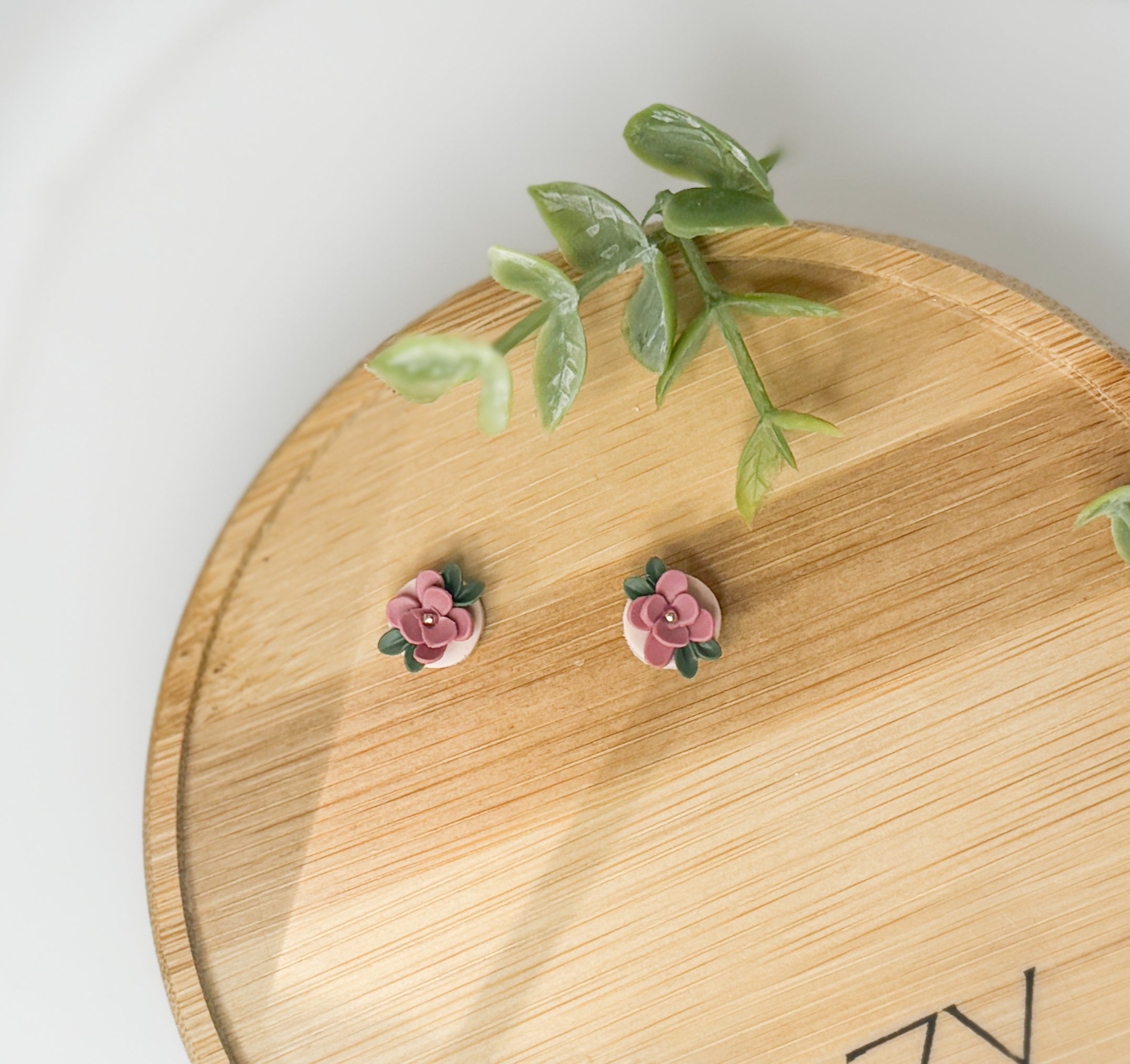 RV9 Blush Garden Floral Earrings – Lightweight Statement Jewelry, Boutique Gift for Her STUD