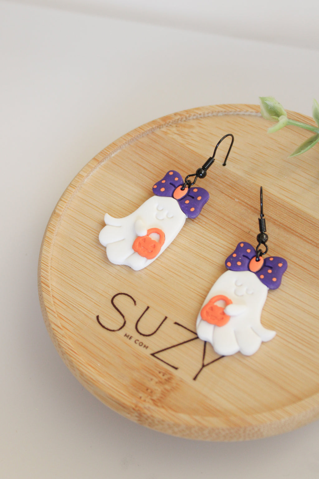 LH1 Ghost Bow Earrings – Cute Halloween Polymer Clay Lightweight Dangle Earrings | Hypoallergenic Stainless Steel | Gift for Her | Boutique