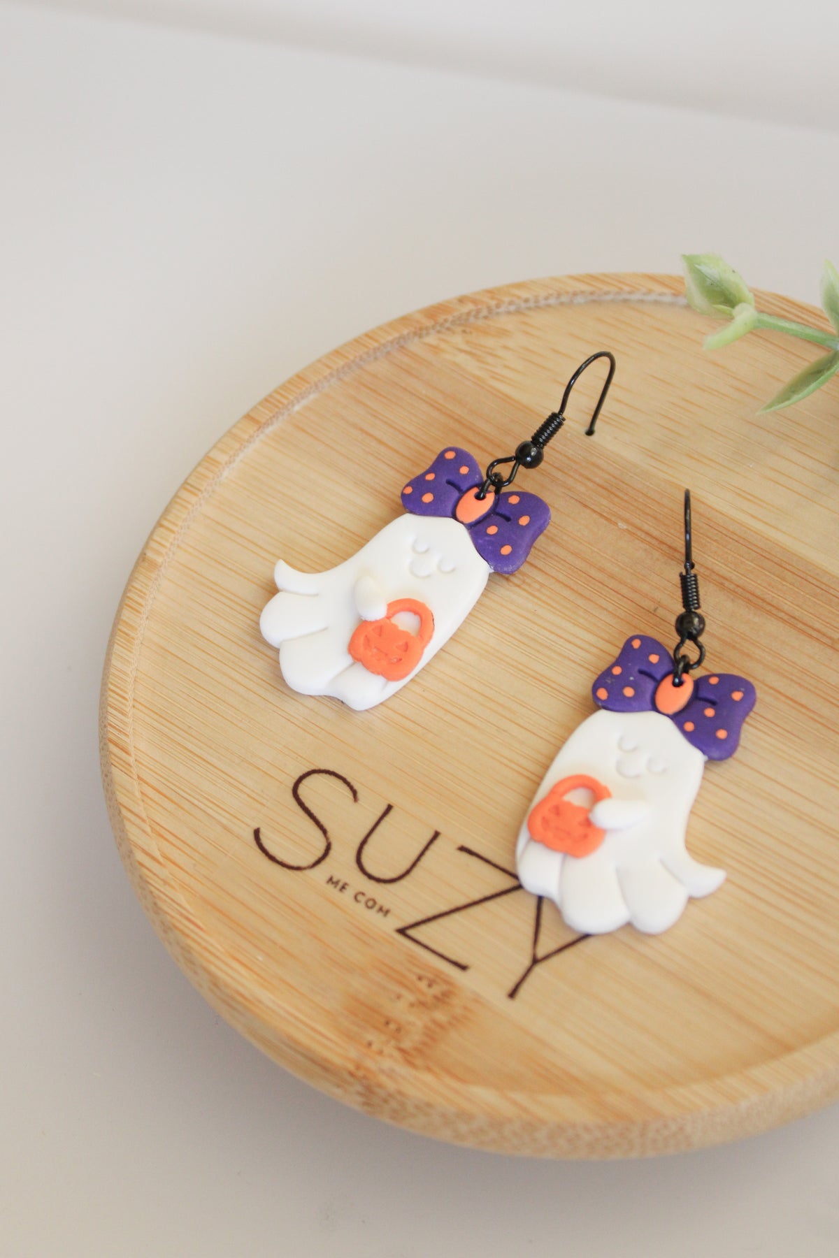 LH1 Ghost Bow Earrings – Cute Halloween Polymer Clay Lightweight Dangle Earrings | Hypoallergenic Stainless Steel | Gift for Her | Boutique