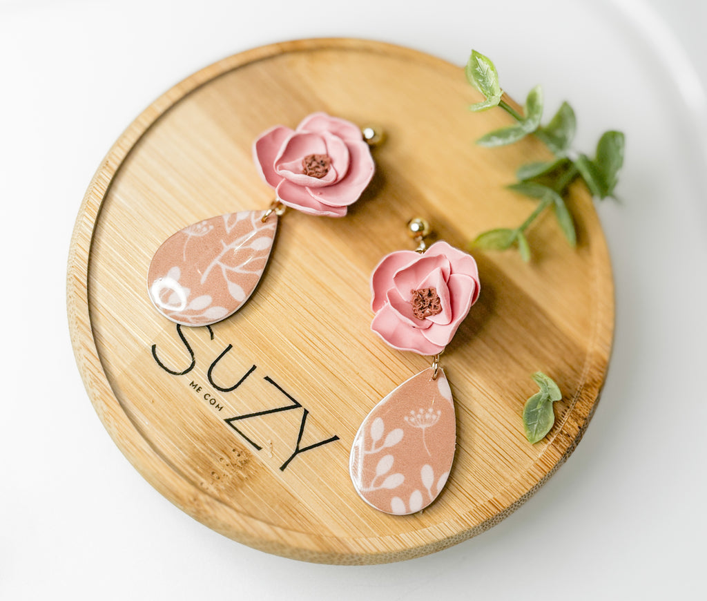 F13 Golden Hour Floral Clay Earrings – Lightweight Warm Tone Statement Jewelry