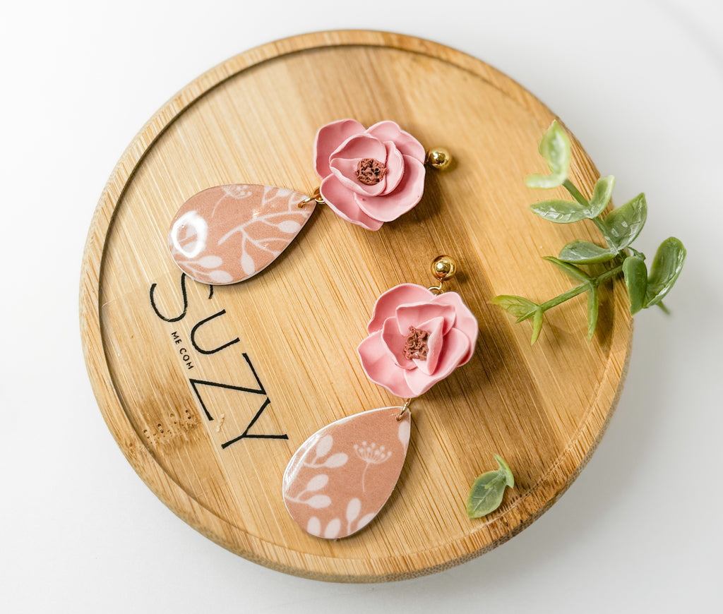 F13 Golden Hour Floral Clay Earrings – Lightweight Warm Tone Statement Jewelry