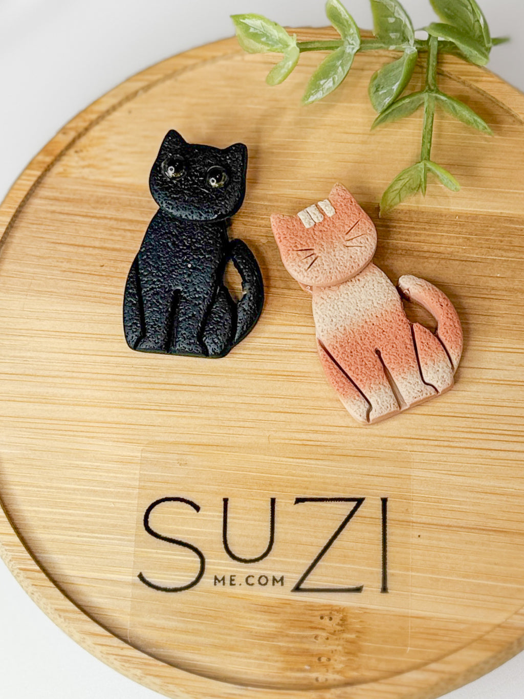 CL5 Cat Lover Jewelry, Cat Earrings, Handmade Polymer Clay Earrings, Cute Animal Lover Gift, Gold
