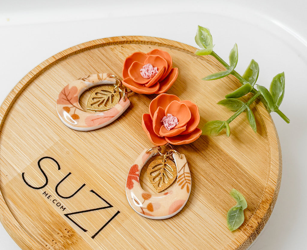 F5 Golden Hour Floral Clay Earrings – Lightweight Warm Tone Statement Jewelry