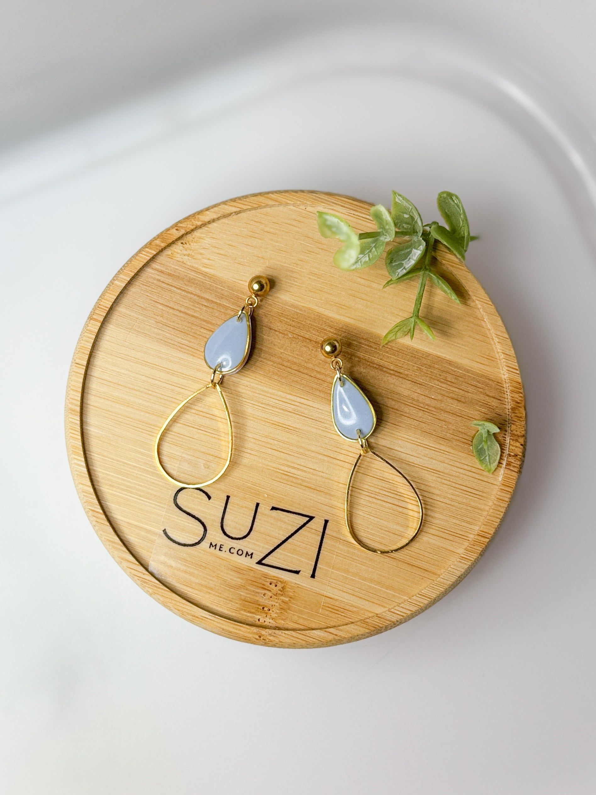 DIANA1 Small Teardrop Dangle Earring, Gold and Blue, Lightweight Polymer Clay Handmade Earrings, Everyday Wear