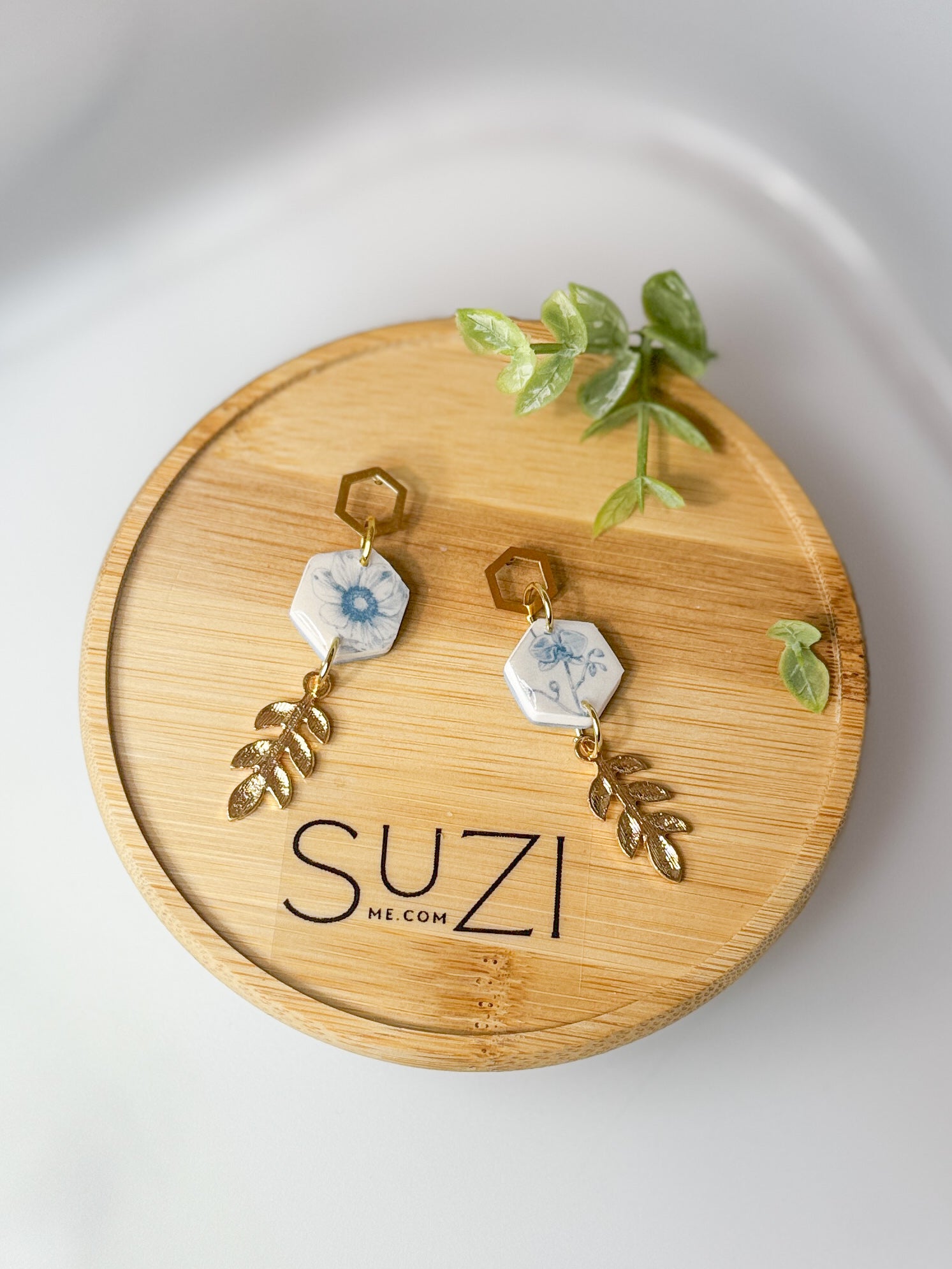 J12 Dove Blue Floral Clay Earrings – Lightweight Bridal & Spring Statement Earrings