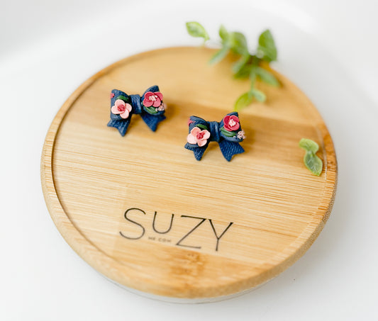 Pretty Little Flowers Stud