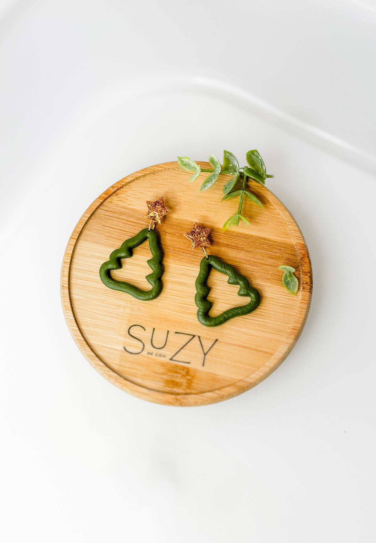 Gold Glitter Christmas Tree Earrings – Gold Star Holiday Statement Dangles, Handmade Festive Jewelry for Women