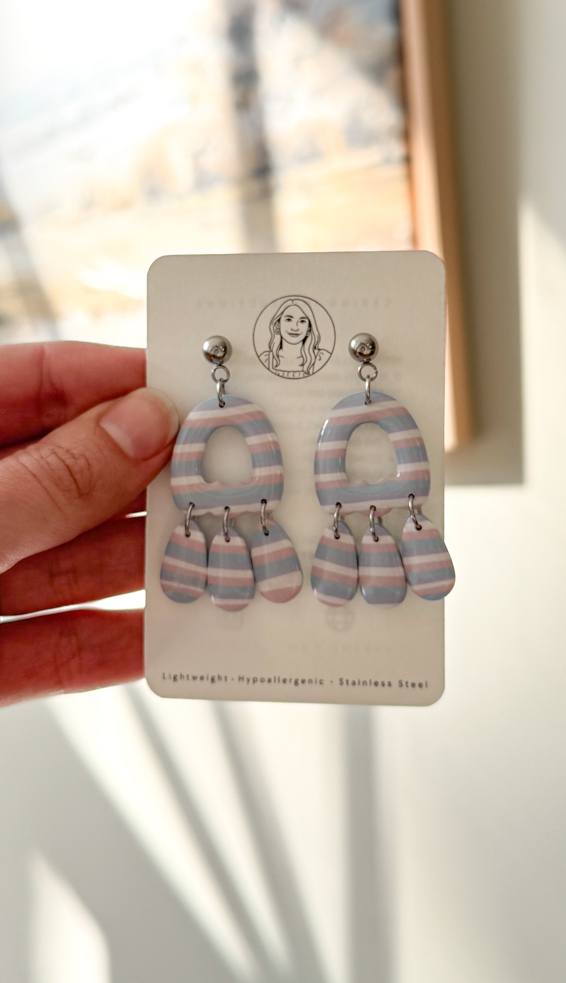 Pastel Arch Dangle Earrings – Striped Polymer Clay Jewelry – Soft Minimalist Statement Earrings – Lightweight Handmade