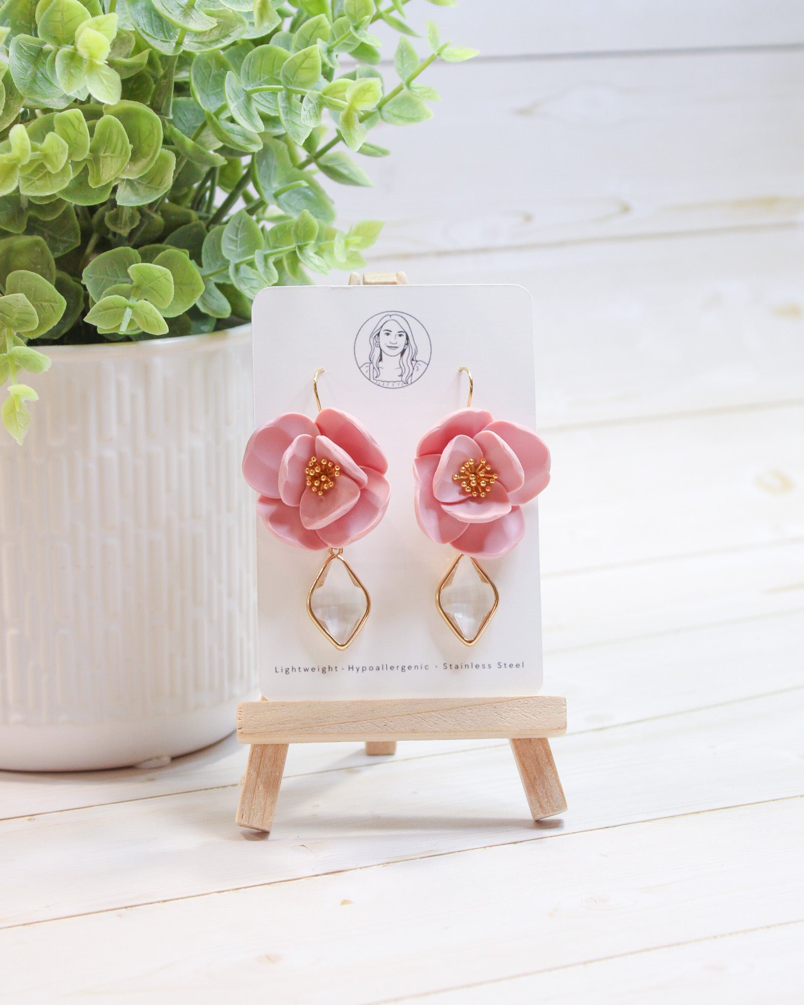 F10 Golden Hour Floral Clay Earrings – Lightweight Warm Tone Statement Jewelry