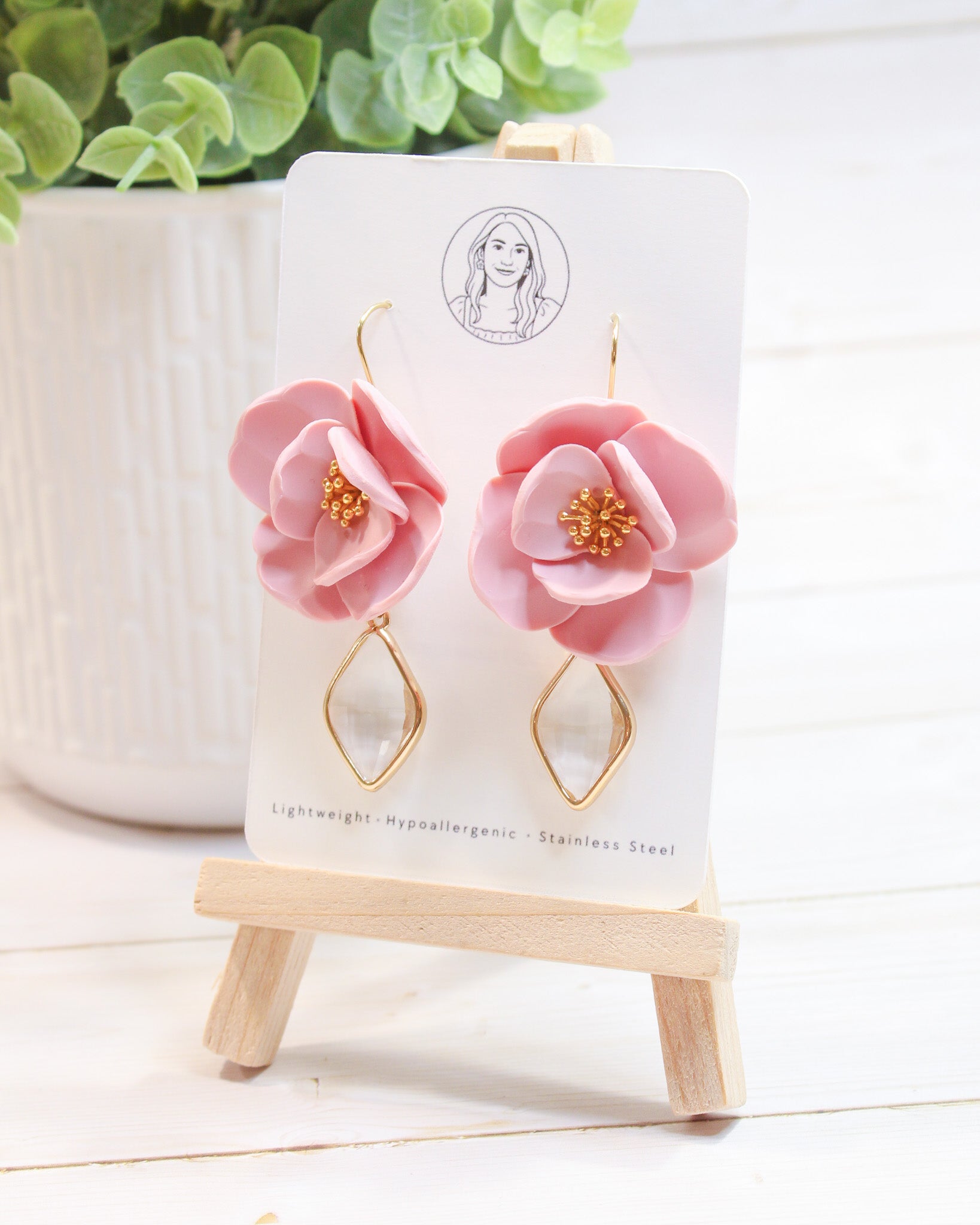 F10 Golden Hour Floral Clay Earrings – Lightweight Warm Tone Statement Jewelry