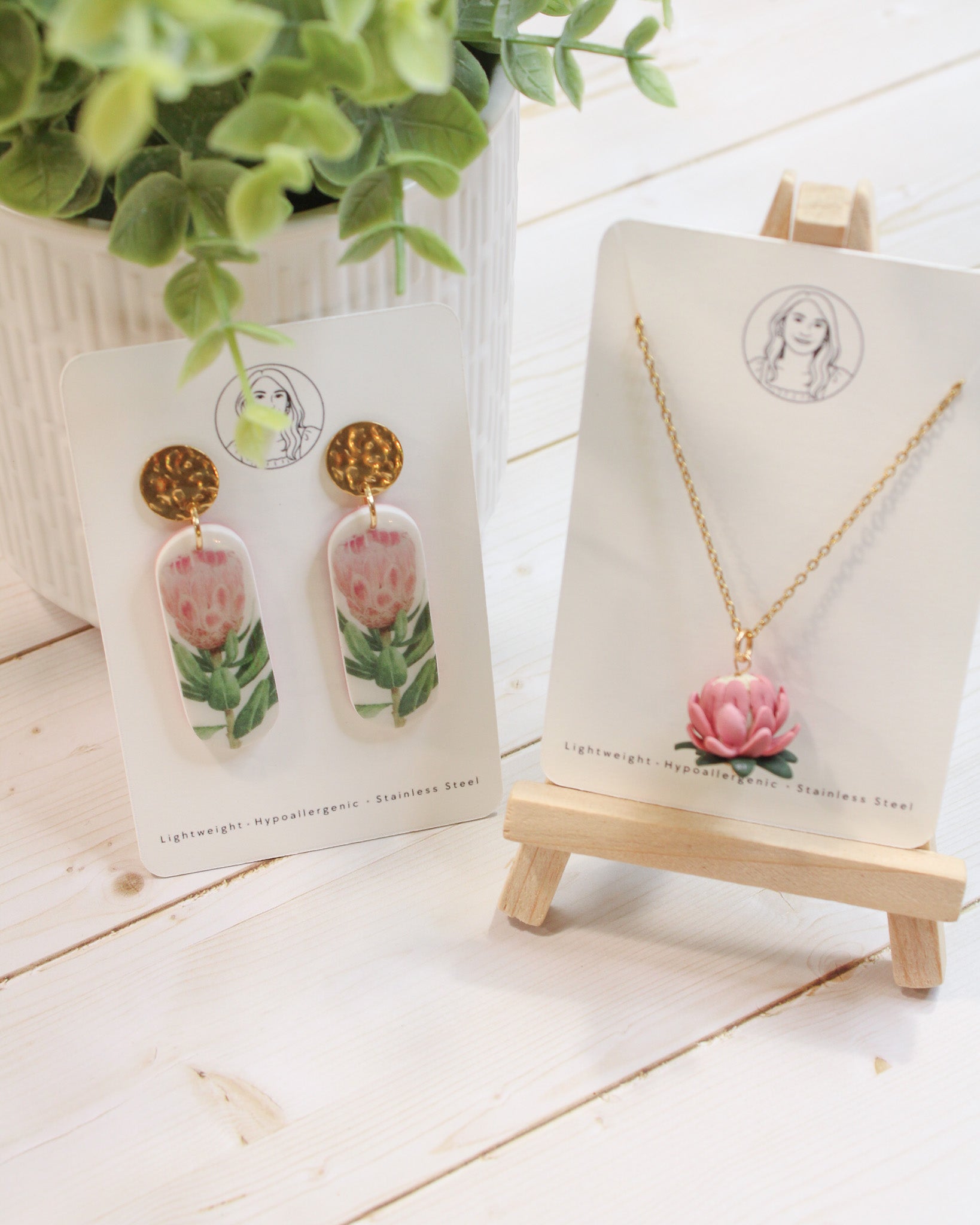 P2 Protea Flower Jewelry, Elegant South African Inspired Artisan Handmade Earrings, Unique Gifts for Her, Natural soft tones, Gold Bow