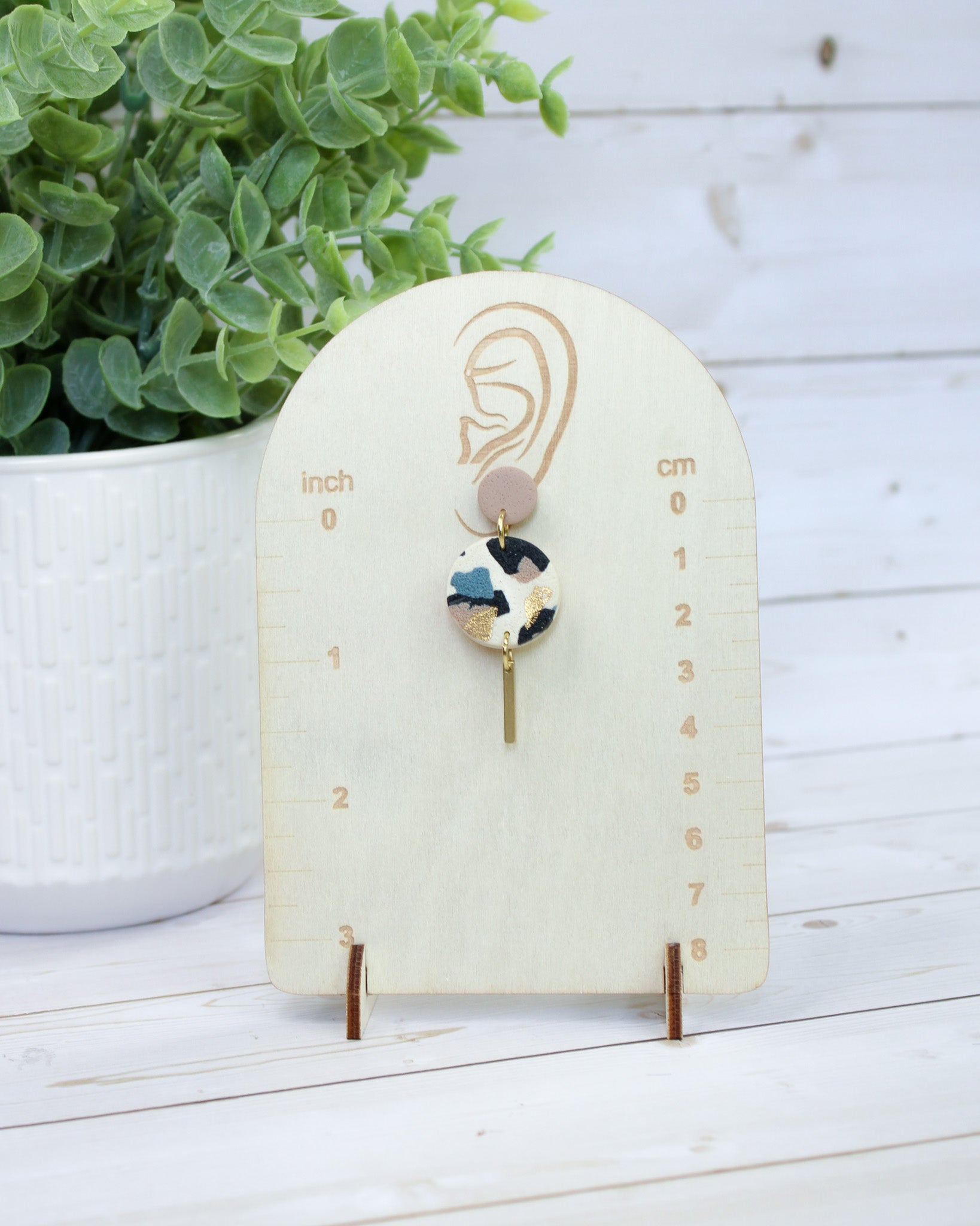 TL1 Terrazzo Neutral Lightweight Hypoallergenic Earrings | Modern Blush, black & Ivory Circle Dangle Earrings with Gold Bar | Gift for Her | Boutique
