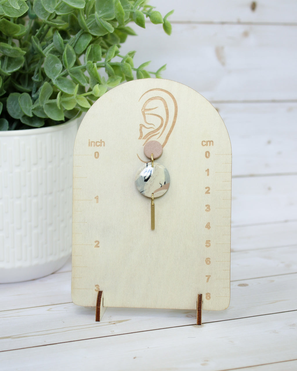 TL1 Terrazzo Neutral Lightweight Hypoallergenic Earrings | Modern Blush, black & Ivory Circle Dangle Earrings with Gold Bar | Gift for Her | Boutique