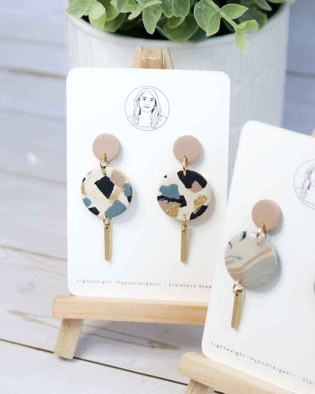 TL1 Terrazzo Neutral Lightweight Hypoallergenic Earrings | Modern Blush, black & Ivory Circle Dangle Earrings with Gold Bar | Gift for Her | Boutique