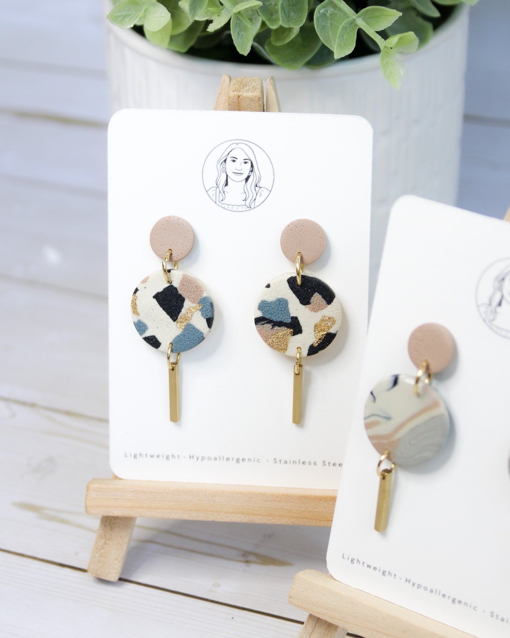 TL1 Terrazzo Neutral Lightweight Hypoallergenic Earrings | Modern Blush, black & Ivory Circle Dangle Earrings with Gold Bar | Gift for Her | Boutique