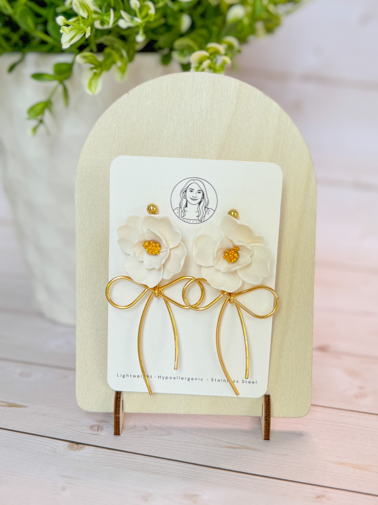 SUZY18 Everyday, Lightweight Floral Earrings, Handmade Polymer Clay Jewelry, Trendy Soft Pastel Colors