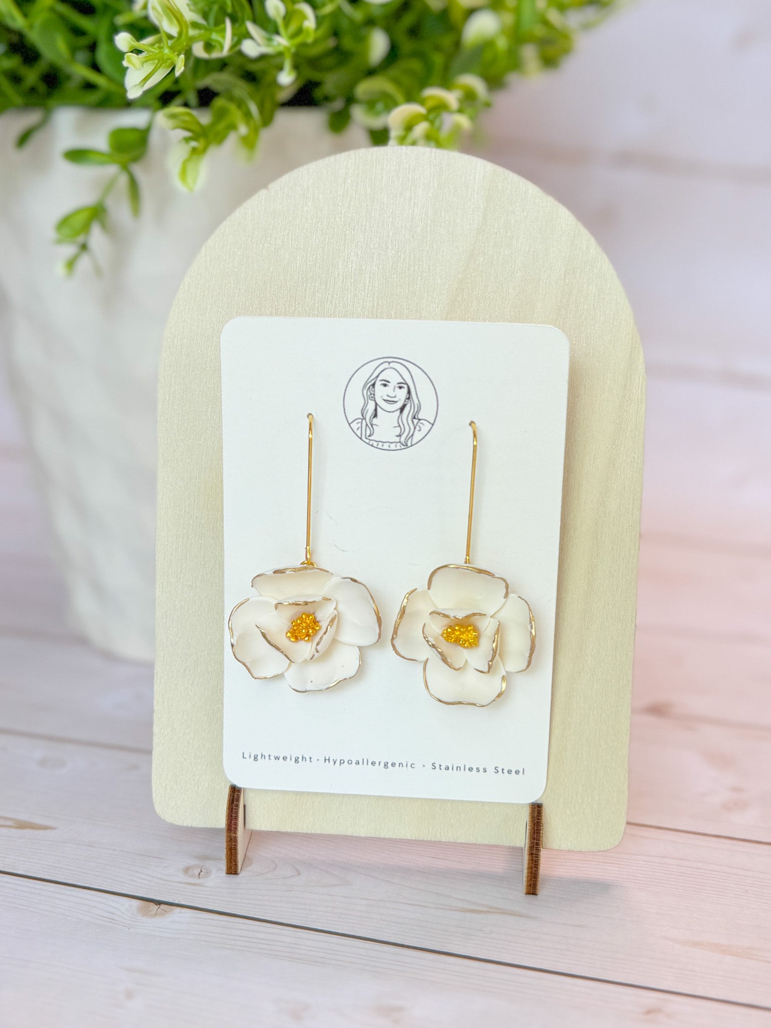 SUZY17 Everyday, Lightweight Floral Earrings, Handmade Polymer Clay Jewelry, Trendy Soft Pastel Colors