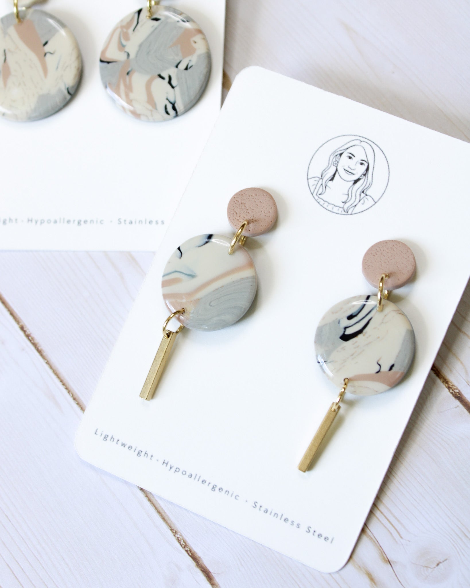 TL1 Terrazzo Neutral Lightweight Hypoallergenic Earrings | Modern Blush, black & Ivory Circle Dangle Earrings with Gold Bar | Gift for Her | Boutique