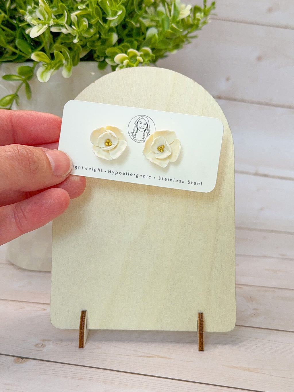 SUZY19 Everyday, Lightweight Floral Earring Studs, Handmade Polymer Clay Jewelry, Trendy Soft Pastel Colors