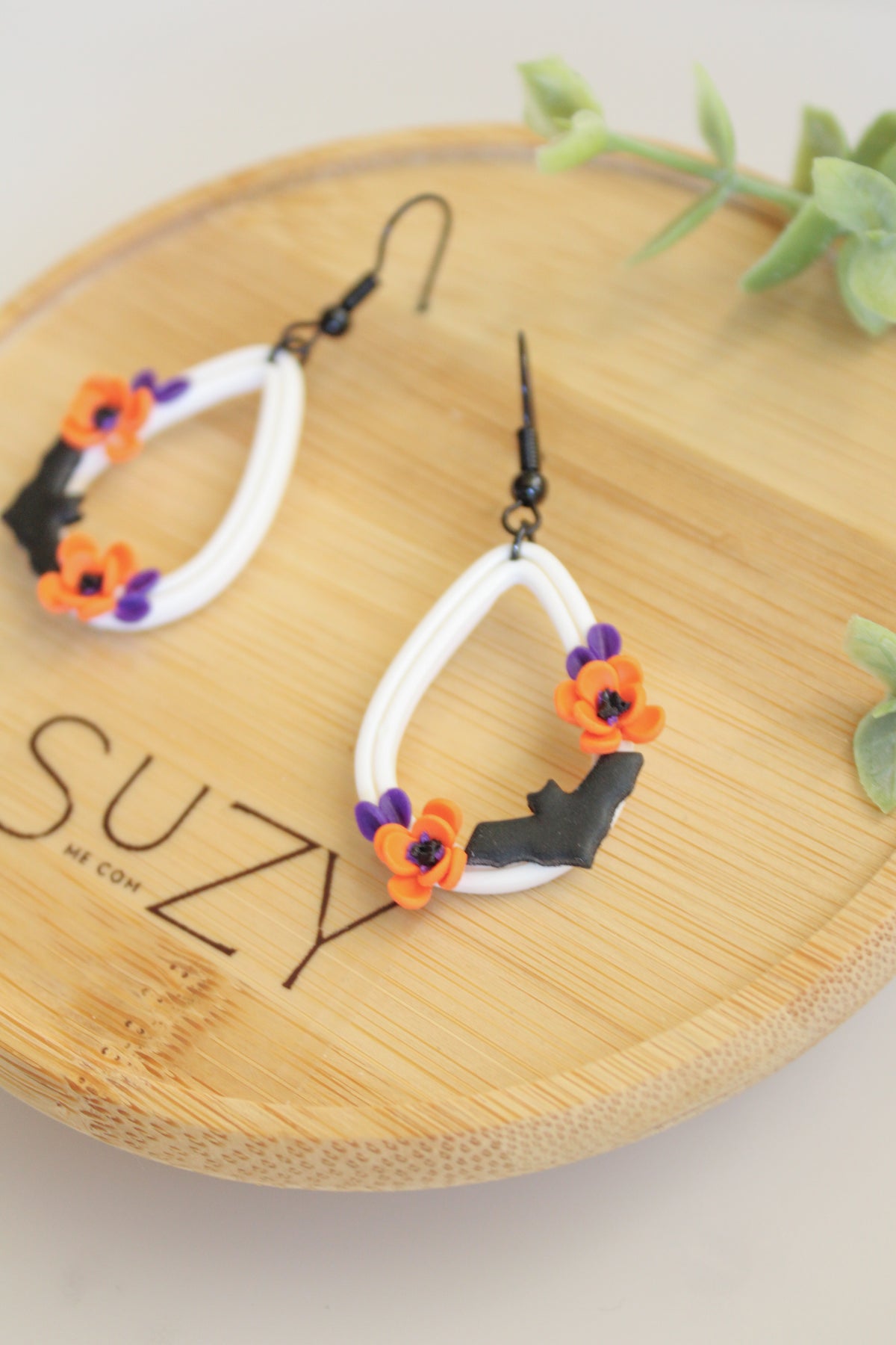 LH4 Floral Bat Earrings – Cute Halloween Polymer Clay Lightweight Dangle Earrings | Hypoallergenic Stainless Steel | Gift for Her | Boutique