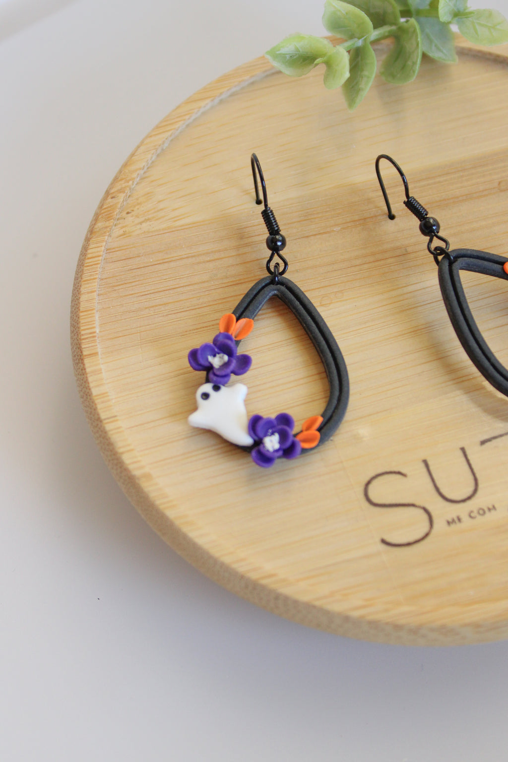 LH5 Floral Ghost Earrings – Cute Halloween Polymer Clay Lightweight Dangle Earrings | Hypoallergenic Stainless Steel | Gift for Her | Boutique