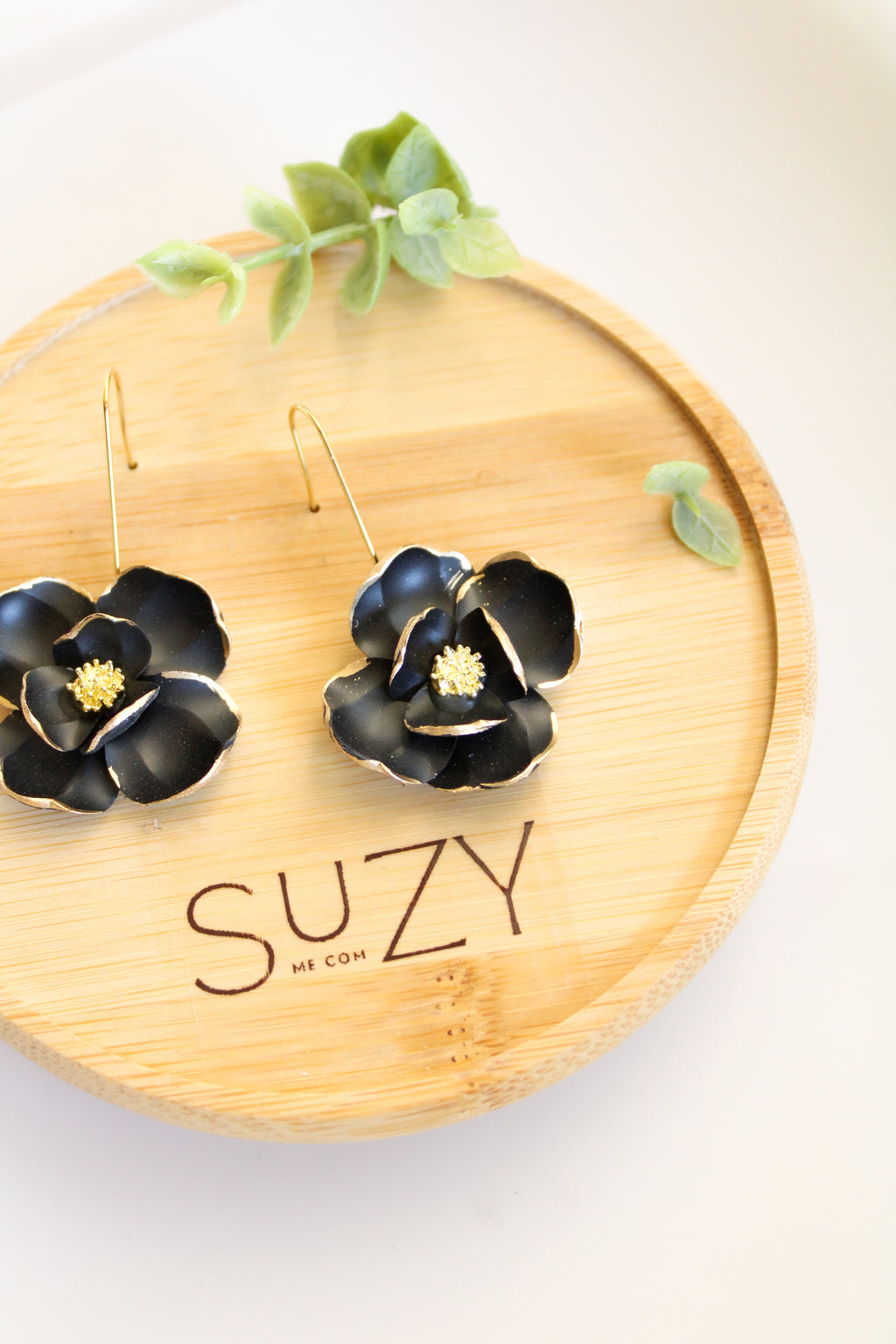 SUZY20 Everyday, Lightweight Floral Earrings, Handmade Polymer Clay Jewelry, Black & Gold