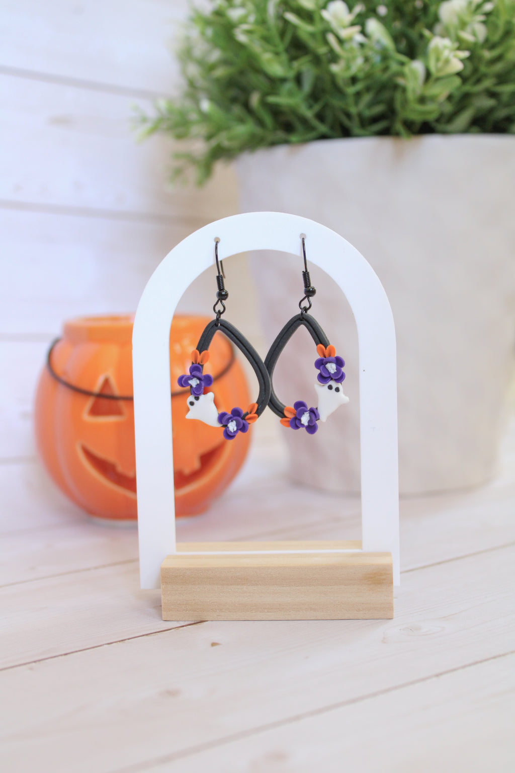 LH5 Floral Ghost Earrings – Cute Halloween Polymer Clay Lightweight Dangle Earrings | Hypoallergenic Stainless Steel | Gift for Her | Boutique