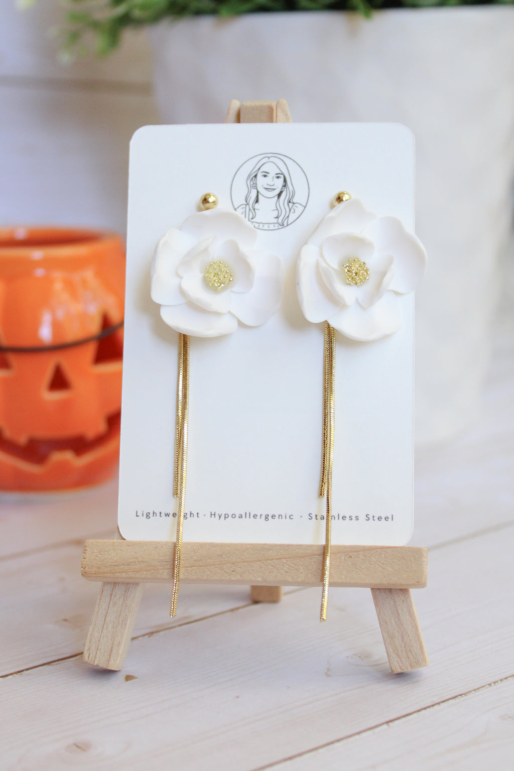 SUZY21 Everyday, Lightweight Floral Earrings, Handmade Polymer Clay Jewelry, White & Gold