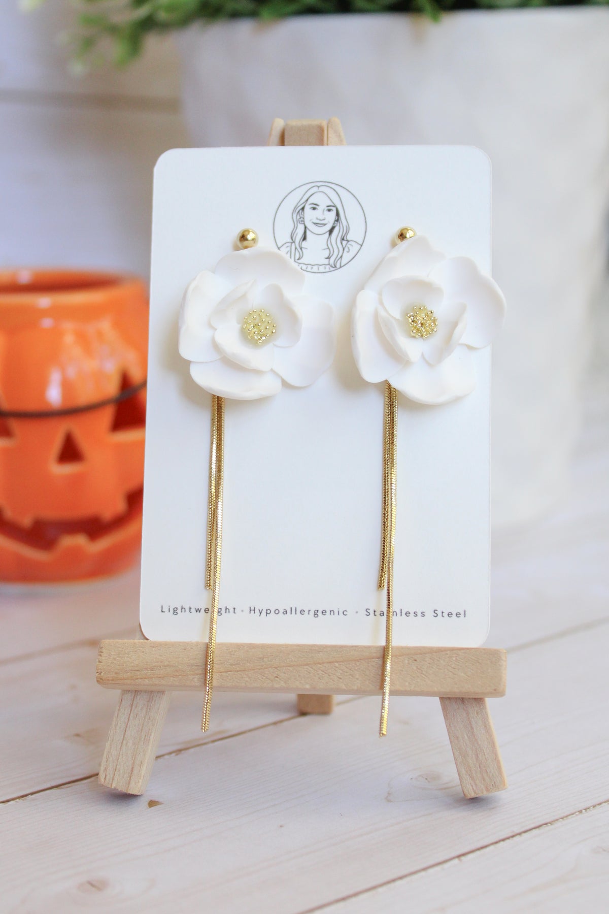 SUZY21 Everyday, Lightweight Floral Earrings, Handmade Polymer Clay Jewelry, White & Gold