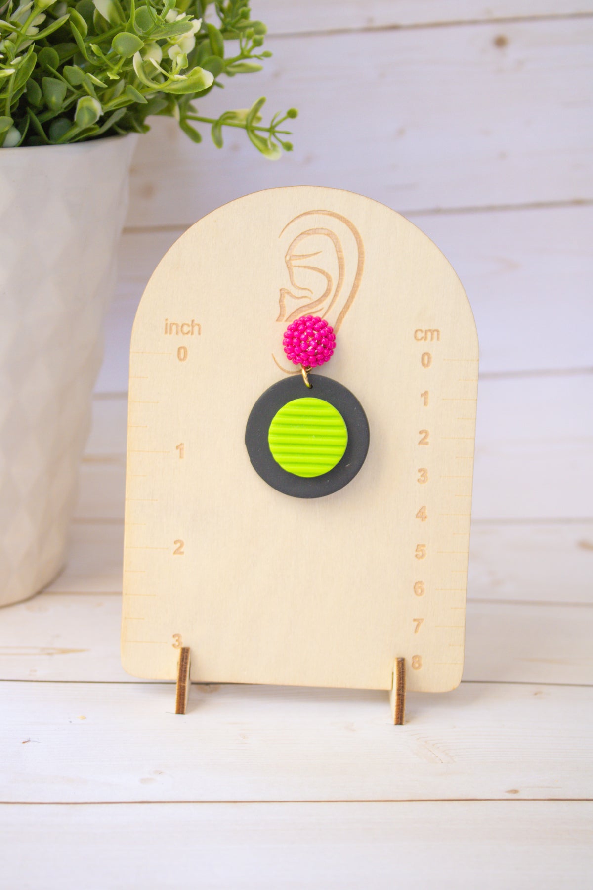 RR9 Disco Dots – Hot Pink & Neon Green Retro Circle Dangle Earrings | Handmade Polymer Clay Hypoallergenic | Boutique Gift