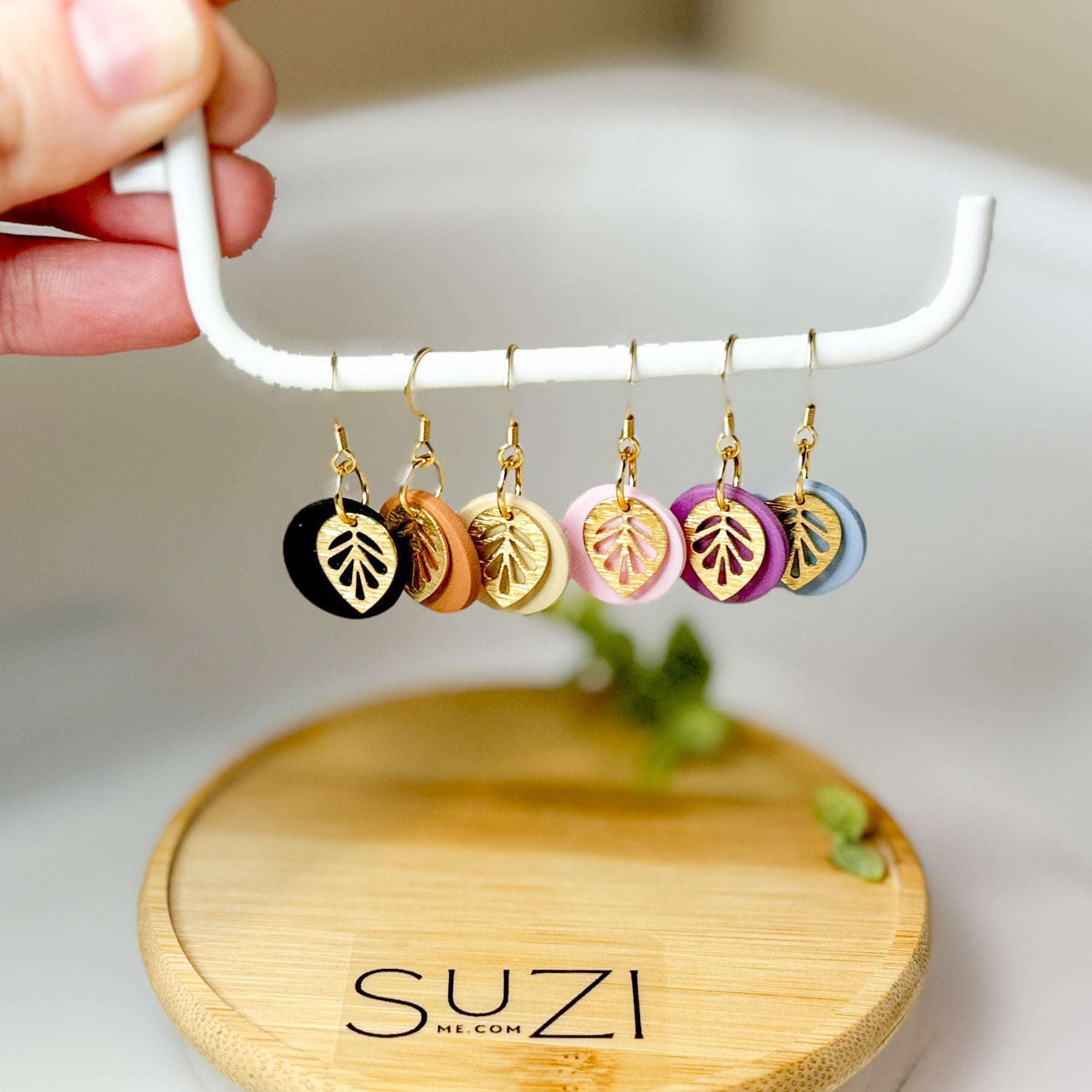 Nancy Lightweight Everyday Wear Earrings, Small, Gold, Assorted Colors, Round with Leaf