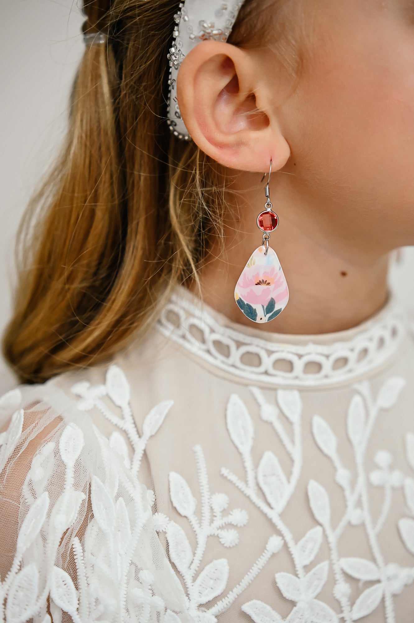 PLF8 Pink Coral Geo Bloom Dangle Earrings – Lightweight Polymer Clay Statement Jewelry, Glass Crystal